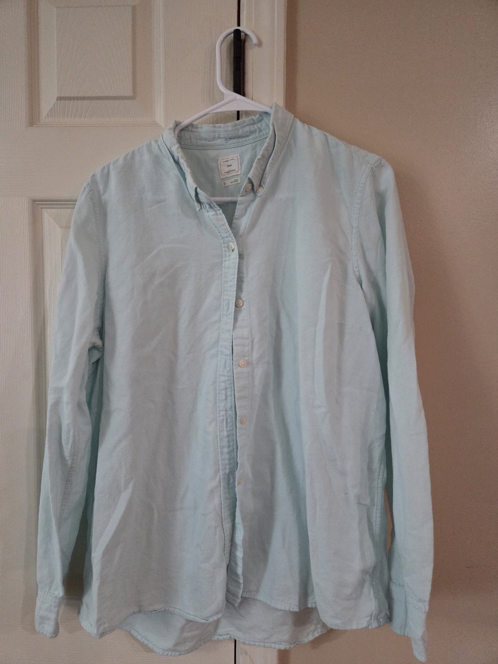 5 For 25 💥GAP Pale Blue Button-Down Shirt